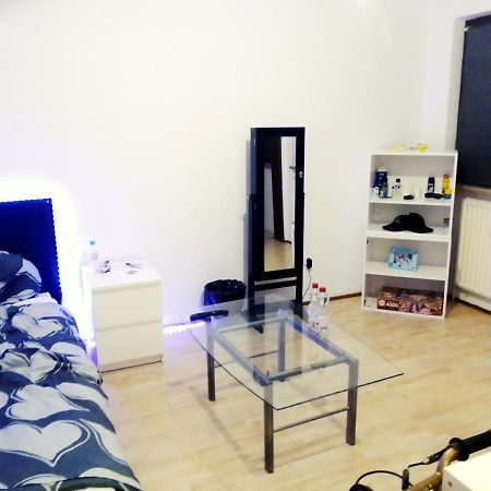 1 Zimmer Appartement/Nurnberg Bagian luar foto