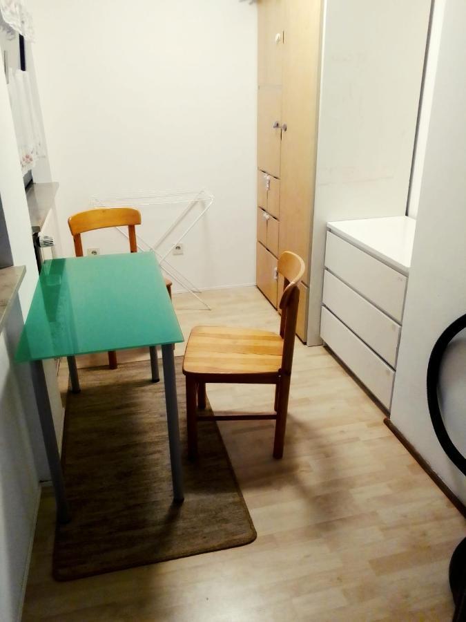 1 Zimmer Appartement/Nurnberg Bagian luar foto